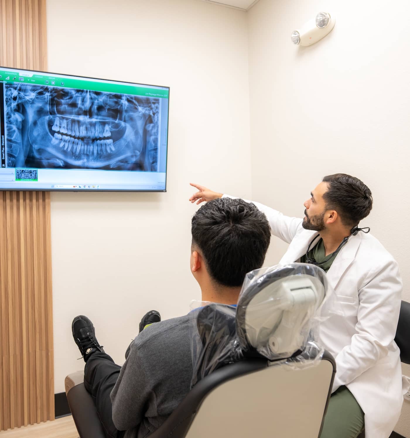 The Dentist Lake Mead Vegas Clinic Xray examination
